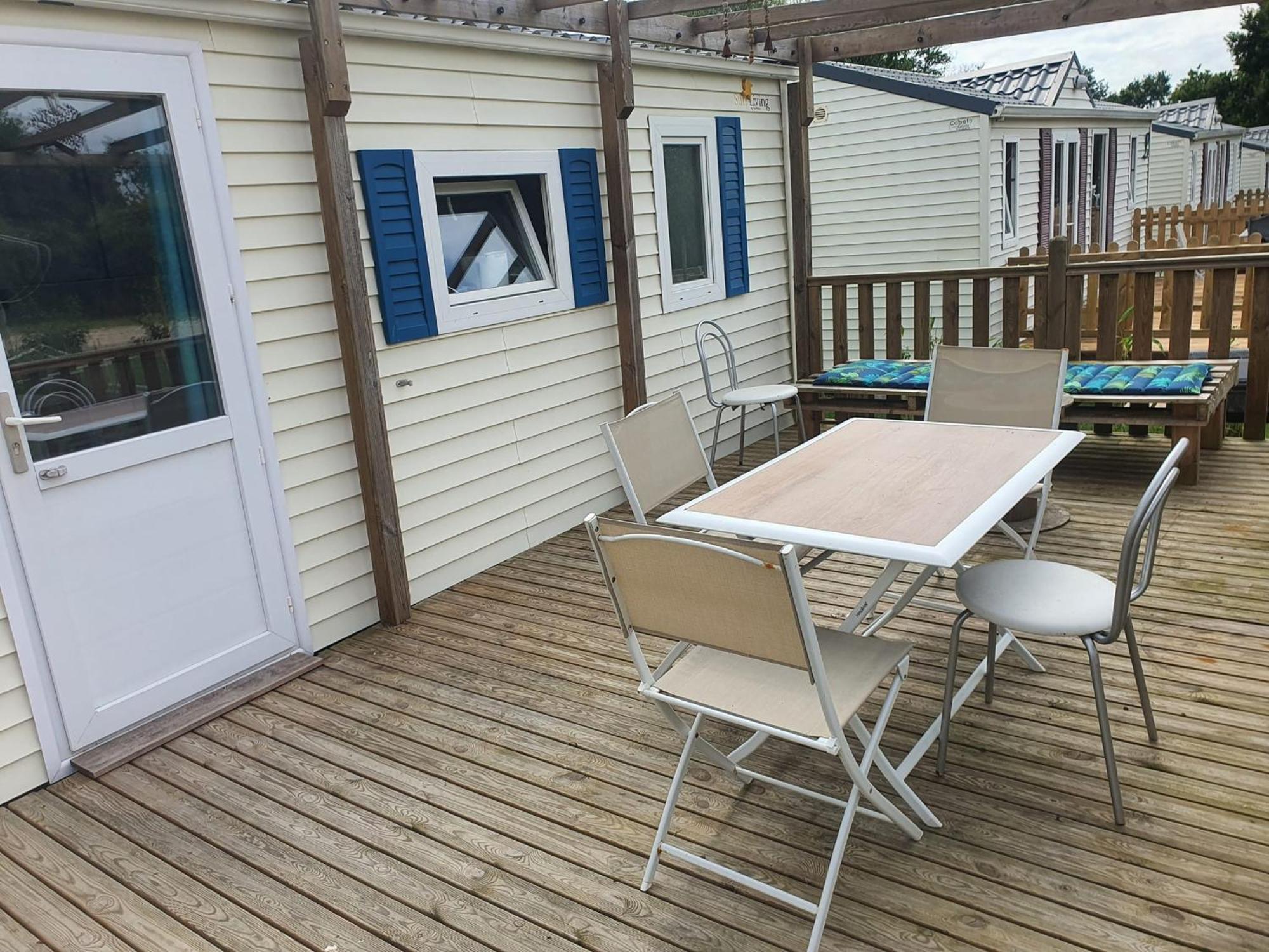 Ecuries Leseigneur - Camping Insolites Bolleville  Exterior photo